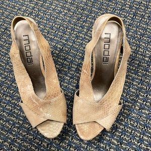 Tan peep toe sling back heels